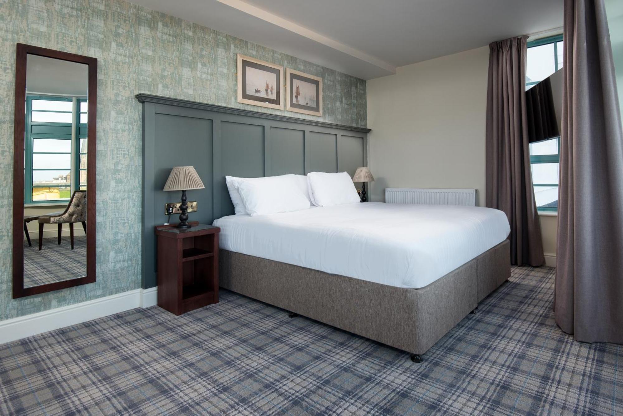 The Tynemouth Castle Inn - The Inn Collection Group Екстериор снимка
